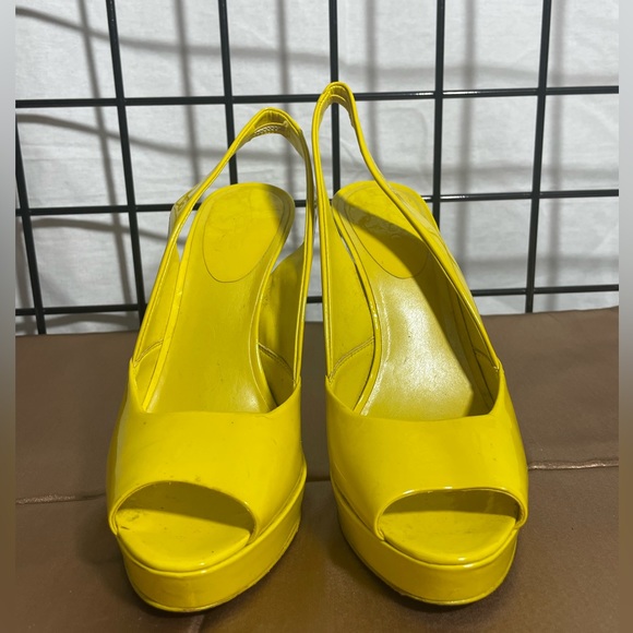 Aldo yellow patent leather peep toe platform sling backs size 8 - Picture 2 of 10